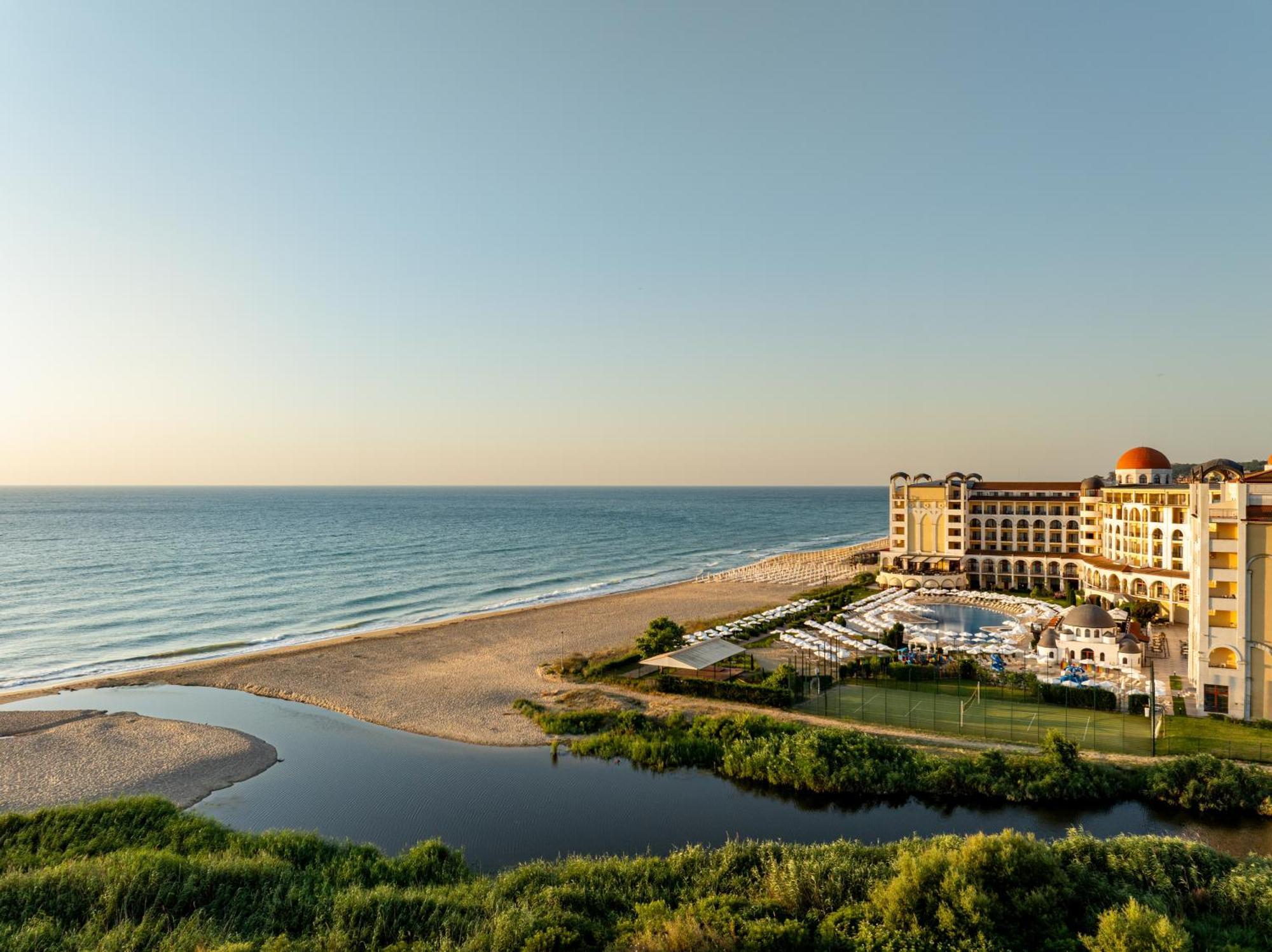 Alua Helios Bay Hotel Obzor Bagian luar foto