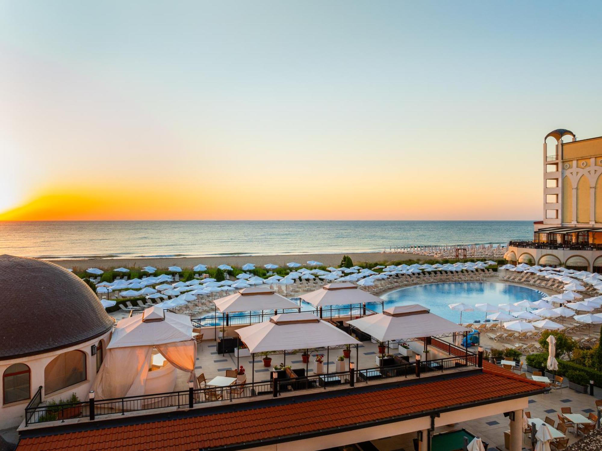 Alua Helios Bay Hotel Obzor Bagian luar foto