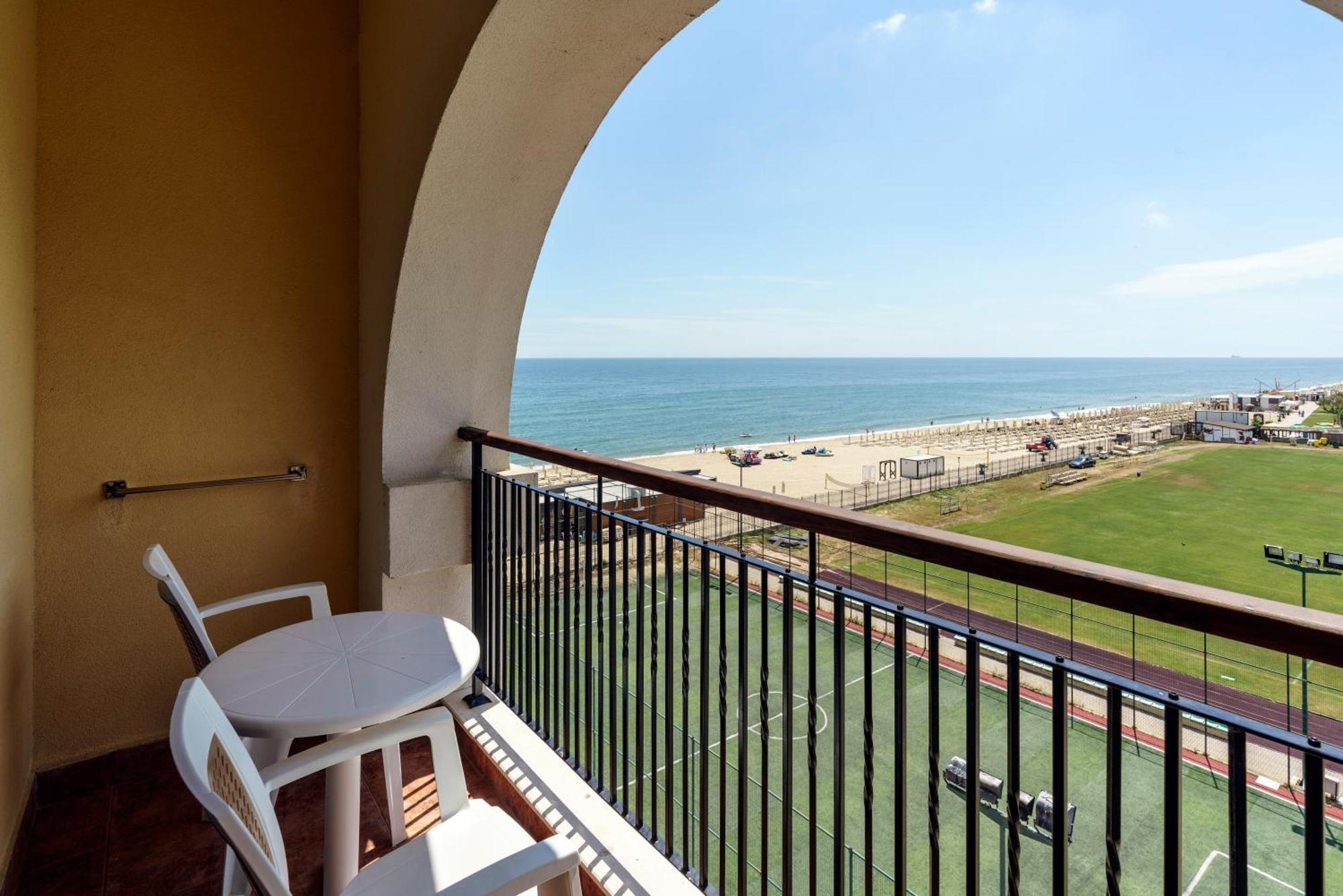 Alua Helios Bay Hotel Obzor Bagian luar foto
